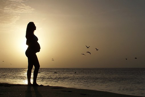 pregnancy doul wombs hohm yoga preggy pregnancy yoga anti natal classes pre natal classes